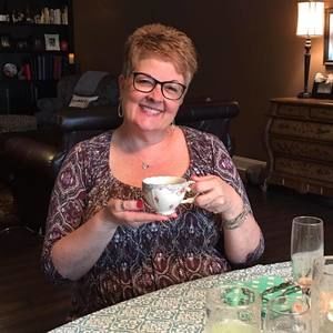 Meet your Posher, Cheri